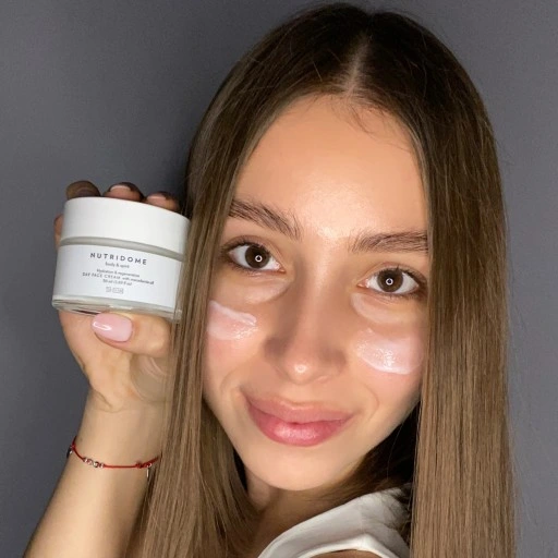 Krem do twarzy NUTRIDOME przeciwzmarszczkowy 50 ml