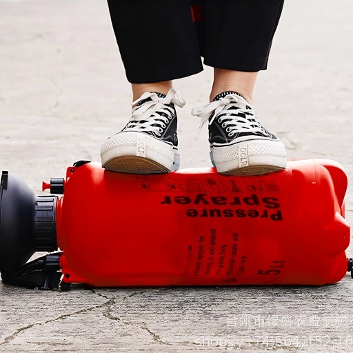 OPRYSKIWACZ CIŚNIENIOWY OGRODOWY RĘCZNY 5L LANCA