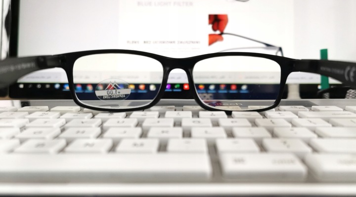 OKULARY DO CZYTANIA KOREKCYJNE PLUSY DO KOMPUTERA +1.0 ETUI OPRAWKI