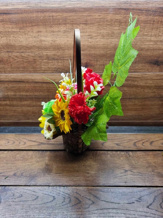 Bukiet kosz upominkowy kwiaty mydlane PACHNĄCE