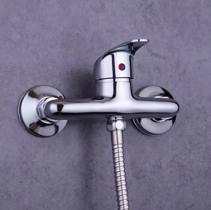 BATERIA PRYSZNICOWA NATRYSKOWA ŚCIENNA ŁAZIENKOWA WANNOWA KRAN DO WANNY