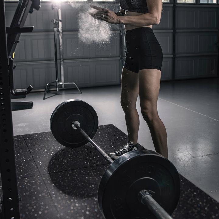 MATA ANTYWIBRACYJNA POD PRALKĘ/SUSZARKĘ FIRMY WESSPER 60x60 1cm