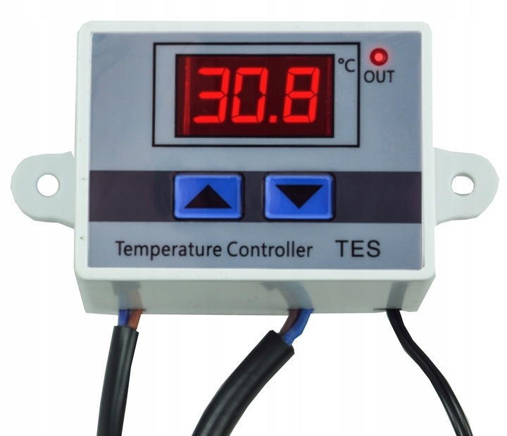 TERMOSTAT ELEKTRONICZNY CYFROWY REGULATOR TEMPERATURY + gniazdo + wtyk 230V