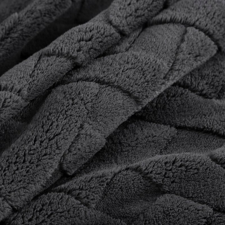 Koc 170x210 CARO stalowy puszysty typu flano z wytłaczanym wzorem