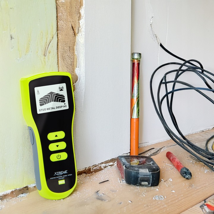 WYKRYWACZ 3W1 DETEKTOR DREWNA METALI NAPIĘCIA PRZEWODÓW KABLI W