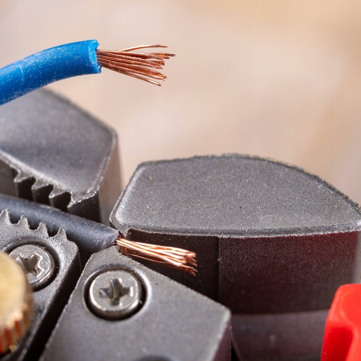 ŚCIĄGACZ IZOLACJI AUTOMATYCZNE SZCZYPCE KABLI PRZEWODÓW ZACISKARKA 3W1