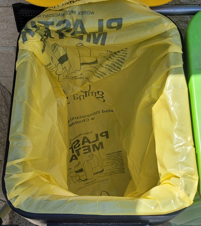 KOSZ STOJAK NA 3 WORKI DO SEGREGACJI ŚMIECI KOSZ NA ŚMIECI 3 STANOWISKA