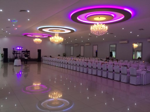 ZESTAW TAŚMA LED 10m RGB + BIAŁY PILOT 5050 zasila