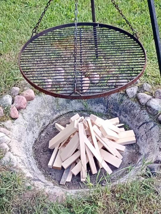 Drewno Buk WEDZENIE ROZPAŁKA kominek OGNISKO SUCHE worek 15kg