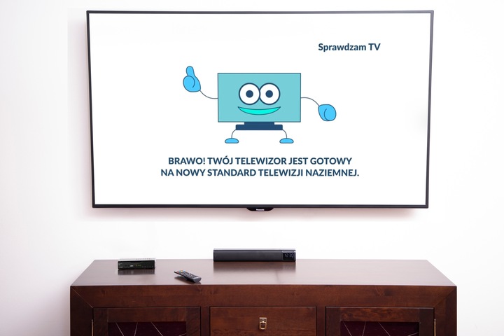 DEKODER TUNER DVB-T2 HEVC FULL HD USB HDMI MOCNA ANTENA WIFI PILOT ZESTAW