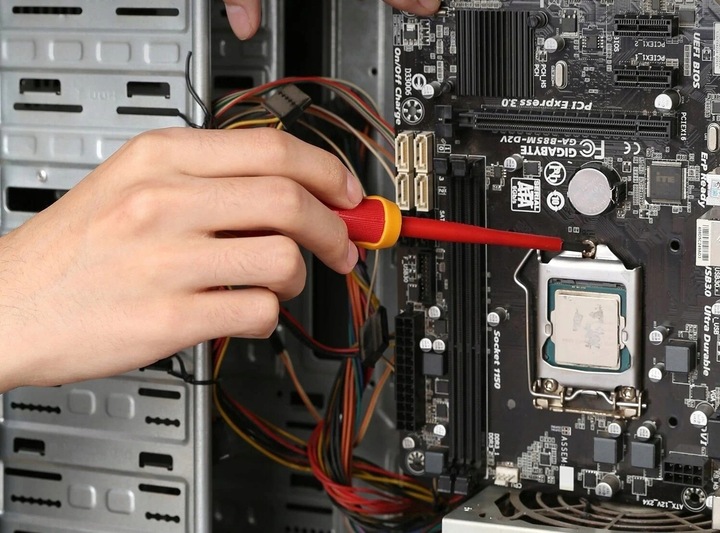 ZESTAW WKRĘTAKÓW WKRĘTAKI ŚRUBOKRĘTY IZOLOWANE DLA ELEKTRYKA 1000V 7