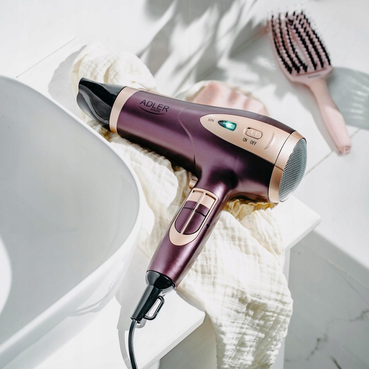 SUSZARKA DO WŁOSÓW Z JONIZACJĄ 2400W Zimny nawiew + Koncentrator i