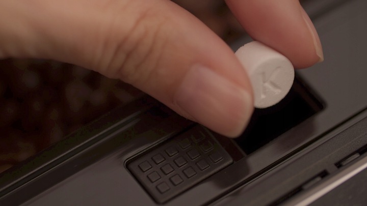 Ekspres ciśnieniowy do kawy KRUPS EA8108 15 Bar