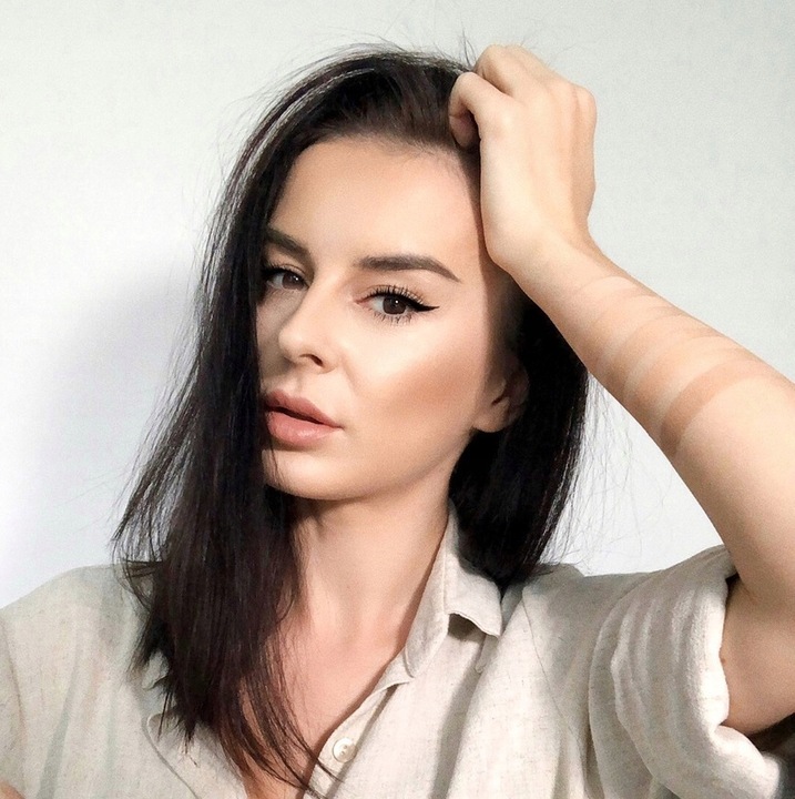 PODKŁAD FLUID DO TWARZY dobrze kryjący NUTRIDOME lekki 03 NUDE z