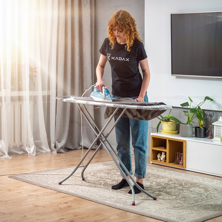 DESKA DO PRASOWANIA 114x34cm SKŁADANA Z UCHWYTEM NA ŻELAZKO LEKKA