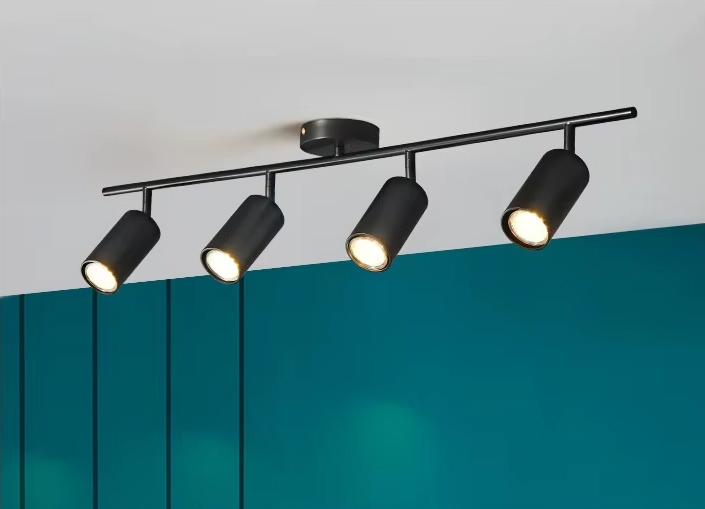 Lampa sufitowa kinkiet spot oprawa halogenowa natynkowa 4x GU10