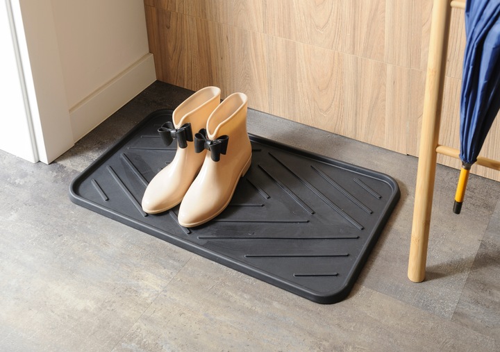 MATA NA BUTY OBUWIE OCIEKACZ WYCIERACZKA PODKŁADKA POD BUTY DO DOMU 35x63cm