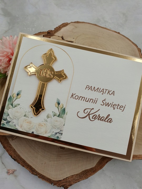 Pamiątka Komunii Świętej-PREZENT, pudełko. Różaniec i serduszko komplet