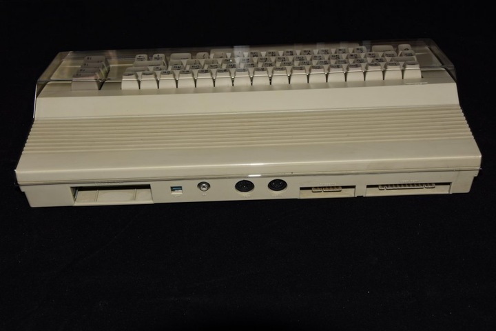 Pokrywa do Commodore 64 C - fabrycznie nowa!
