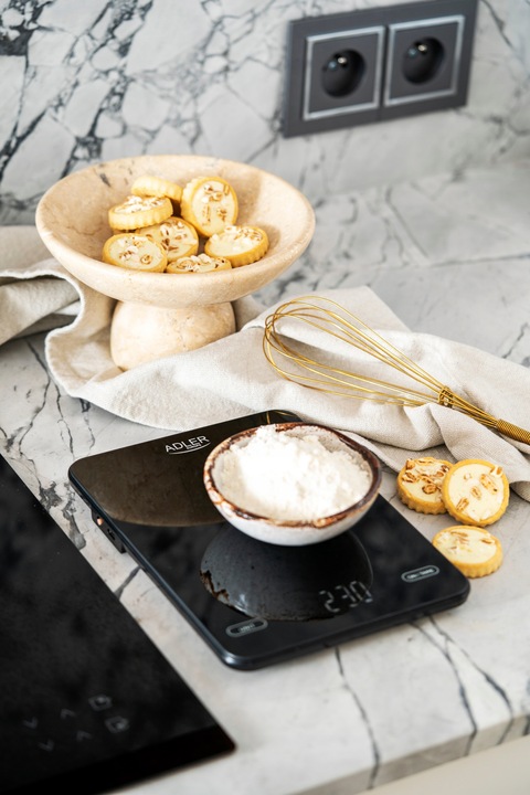 AKUMULATOROWA WAGA KUCHENNA DOTYKOWA LED USB 10KG