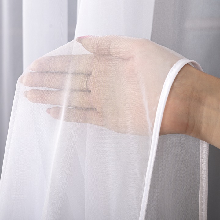 FIRANA GOTOWA BIAŁA WOAL Z LAMÓWKA NA TAŚMIE DO SALONU SYPIALNI 400x250 cm