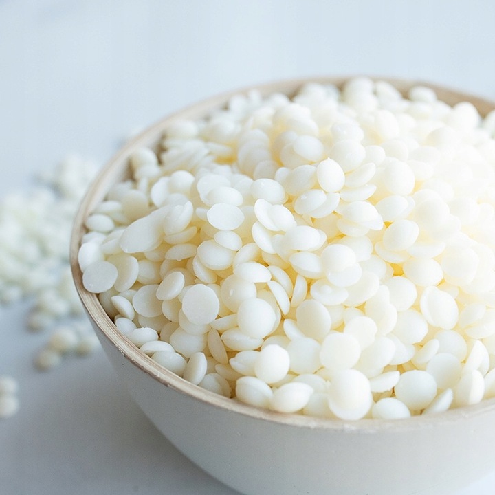 Wosk sojowy PILLAR twardy do świec wolnostojących naturalny pastylki 1 kg