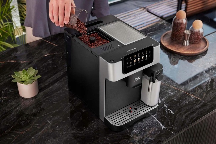 Ekspres ciśnieniowy Beko CaffeExperto CEG7304X automatyczny 1350W