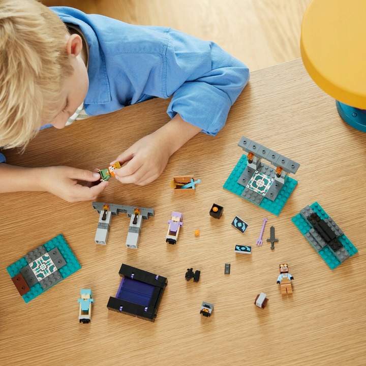 LEGO Minecraft Zbrojownia 21252 .