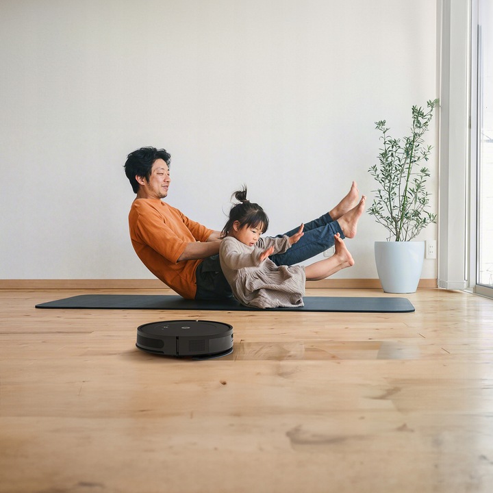 Robot Sprzątający Mopujący Myjący z mopem iRobot Roomba Combo Essential