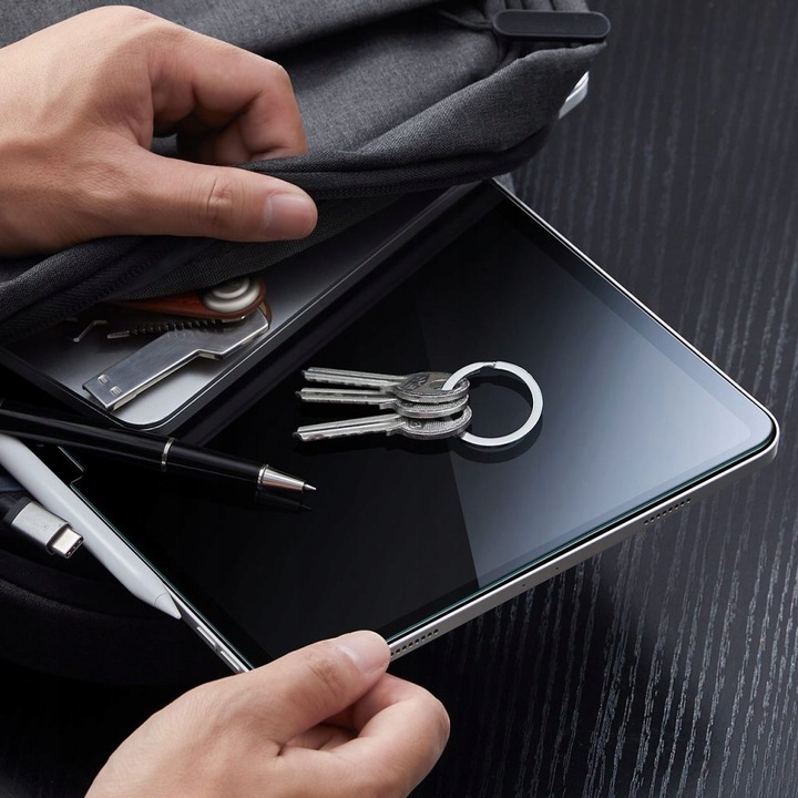 Szkło hartowane z aplikatorem do tabletu iPad Air 11 6 gen 2024, ESR 2szt