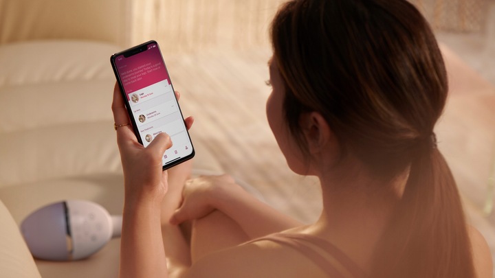 Depilator IPL Philips Lumea 8000 BRI947/00 SenseIQ