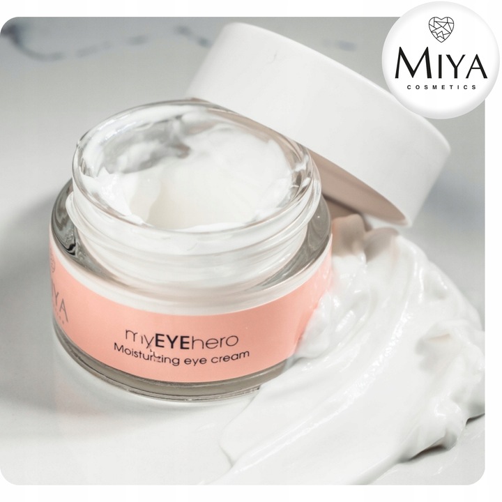 Nawilżający Krem Pod Oczy Regenerujący Do Wszystkich Typów Skóry 15 ml