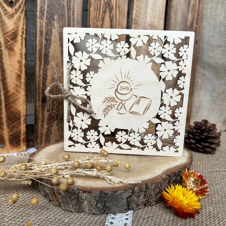 Kartka na Komunię od Chrzestnej Ażurowa Pierwsza Komunia Święta