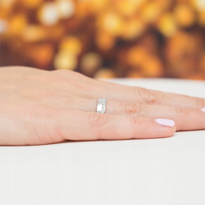 SREBRNY PIERŚCIONEK OBRĄCZKA 925 z CYRKONIAMI r.11