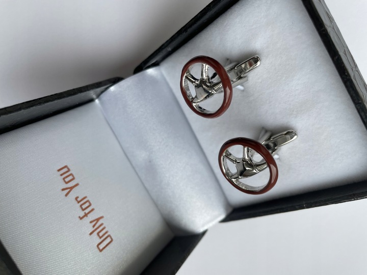 Spinki do mankietów EXC Bolid Wyścigówka Formuła 1 Gokart Srebrna Strzała