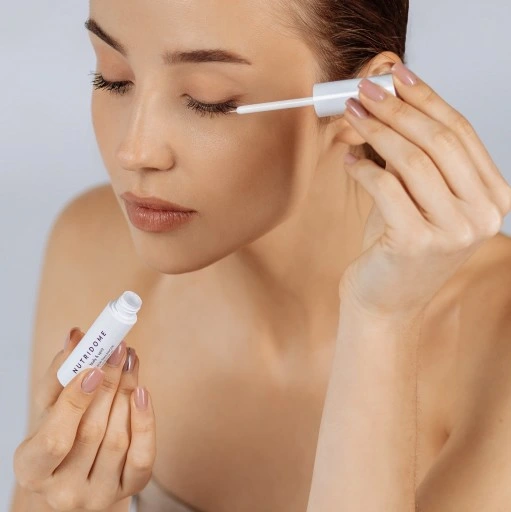 Skuteczna odżywka do rzęs NUTRIDOME Na porost rzęs