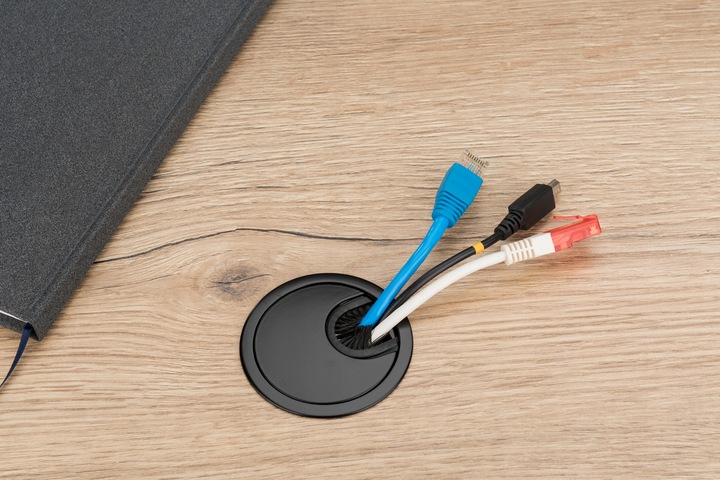 PRZEPUST KABLOWY METALOWY CZARNY OKRĄGŁY FI 60 MM PRZELOTKA BIURKA NA