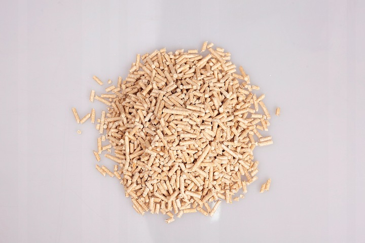 DUŻY ŻWIREK DREWNIANY DLA KOTA KRÓLIKA ŚWINKI PELLET 15 KG JASNY 30 LITRÓW