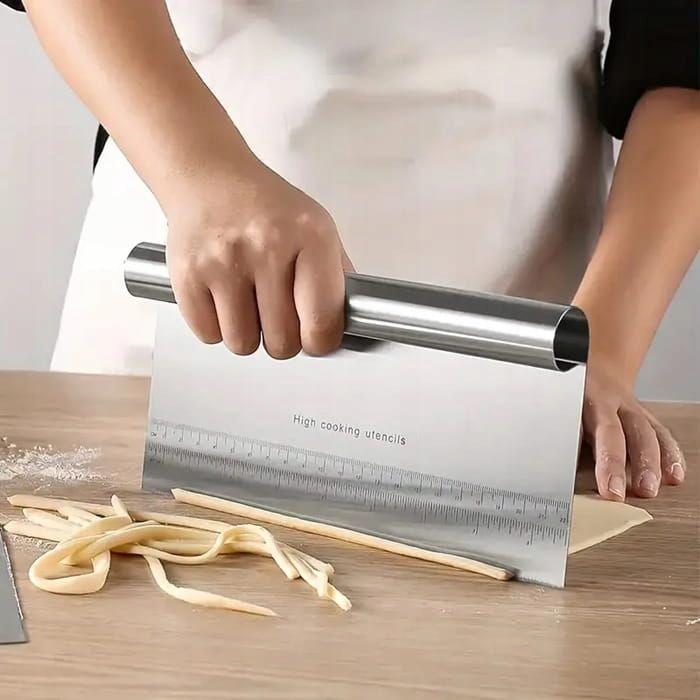 Skrobka Do Tortu Packa Wygładzania Tortu Szpatuła Profesjonalna 22CM CAKE