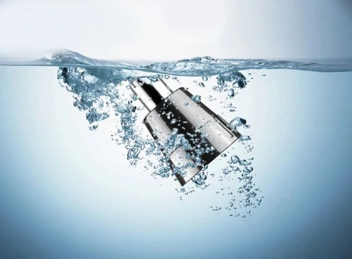 Maszynka trymer 4W1 DO WŁOSÓW BRODY nosa brwi KEMEI 4 nakładki