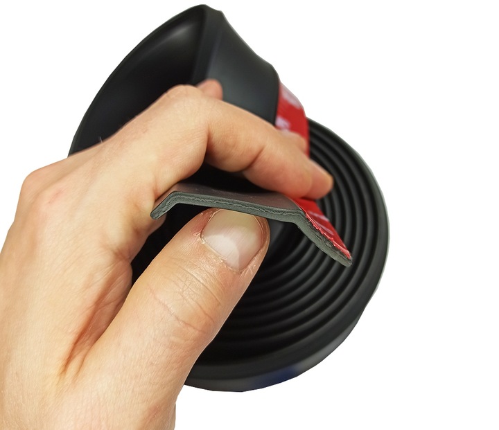 UNIWERSALNA dokładka zderzaka przedniego spoiler GUMOWA 2,5m SPOJLER OSŁONA