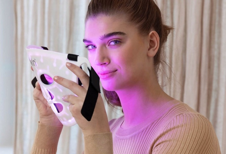 Maska do twarzy LED SILKN FLM100PE1001Biały