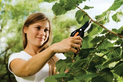 FISKARS SEKATOR NOŻYCOWY P26 SINGLESTEP 1000567