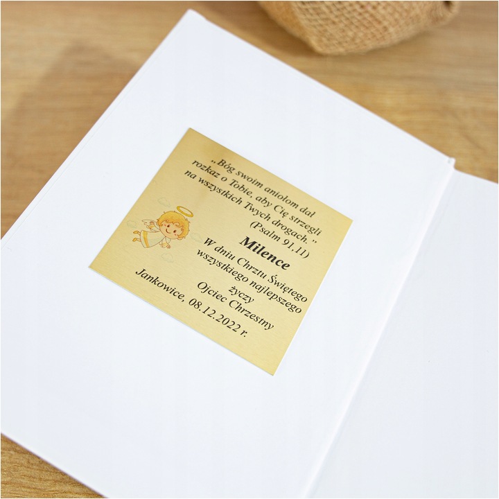 BIBLIA NA KOMUNIĘ DLA DZIECI PREZENT NA CHRZEST PAMIĄTKA Z GRAWEREM