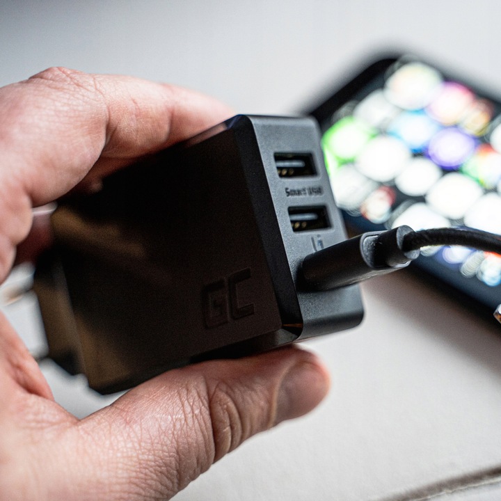 Green Cell Szybka Ładowarka Sieciowa 30W 3x USB 2.4A zasilacz do telefonu