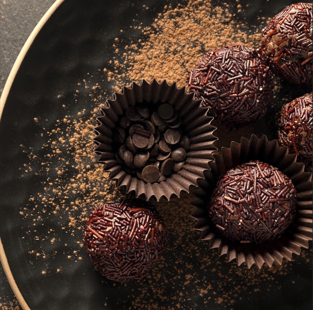 Czekolada BELGIJSKA mleczna do fontanny do fontann 1kg Boswena