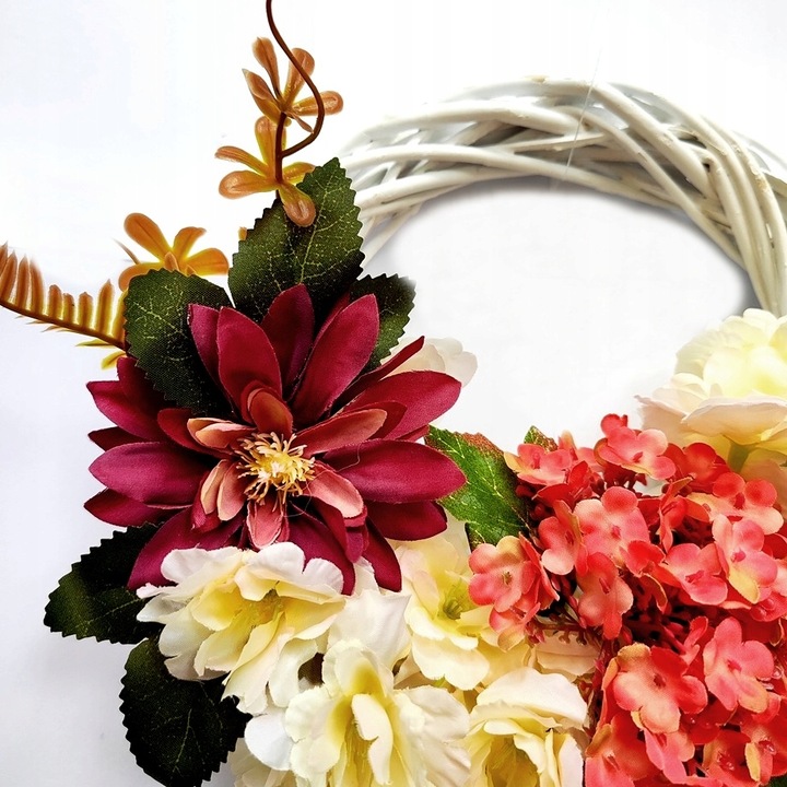 Wianek jesienny dekoracyjny na drzwi wieniec wiklinowy stroik kwiaty