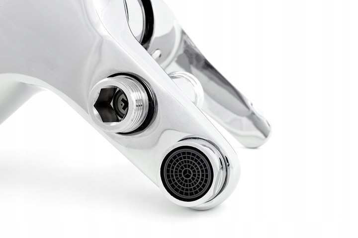 BATERIA WANNOWA PRYSZNICOWA ŚCIENNA KRAN WANNOWO-NATRYSKOWY + WĄŻ ZESTAW