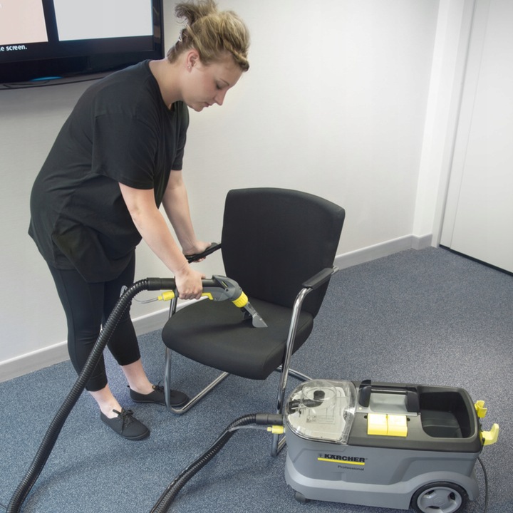 MOCNY ODKURZACZ PIORĄCY KARCHER PUZZI 10/1 Professional MODEL 2024