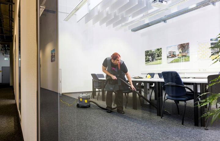 Odkurzacz przemysłowy KARCHER T 11/1 Classic Re!Plast PRO Eco 850W